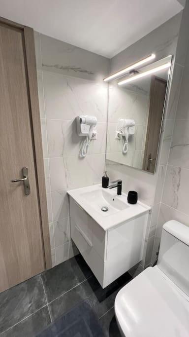 Flatg 23 Apartment Athens Ngoại thất bức ảnh